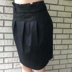 BCBGMaxazria black skirt wool spandex woman 6 ruff